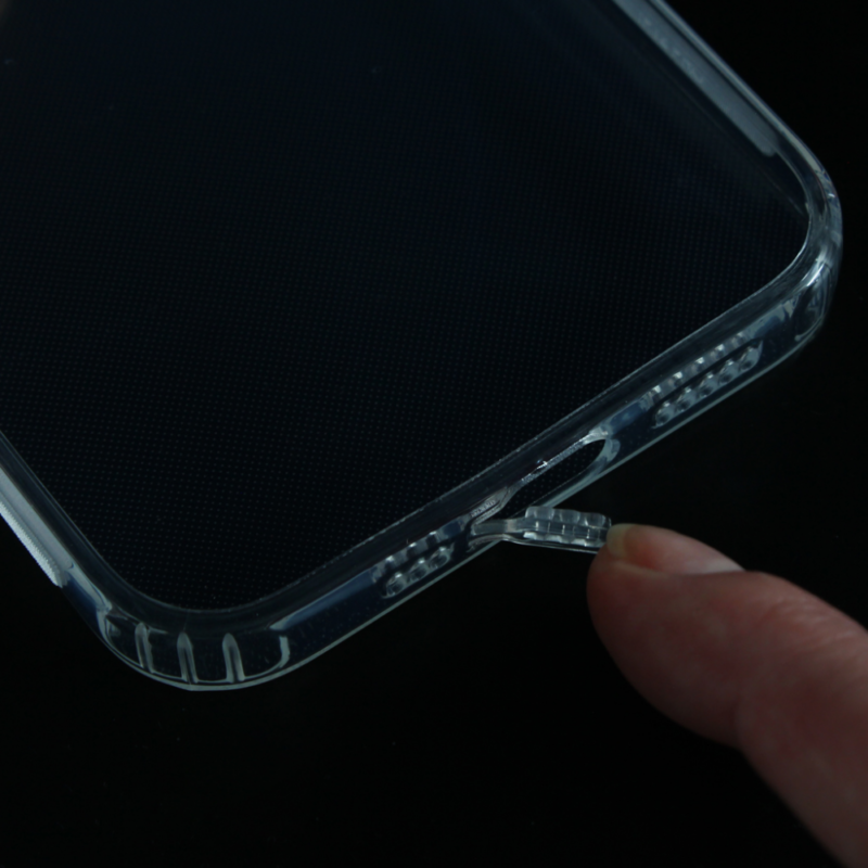 Maska silikonska Ultra Thin with pluggy za iPhone 13 6.1 transparent