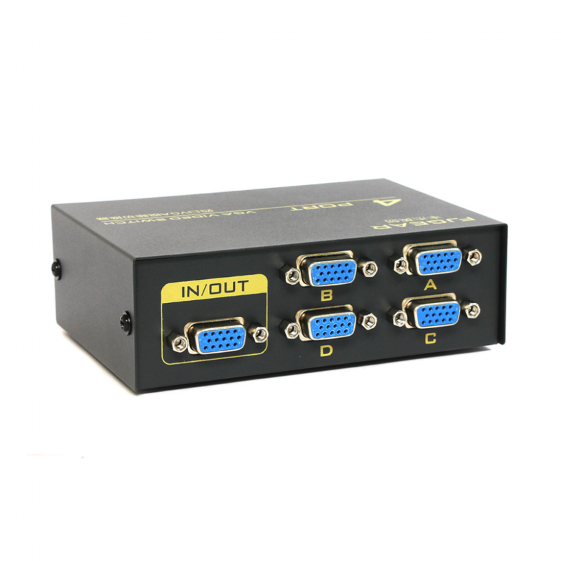 KVM switch 4 PC-a na isti monitor